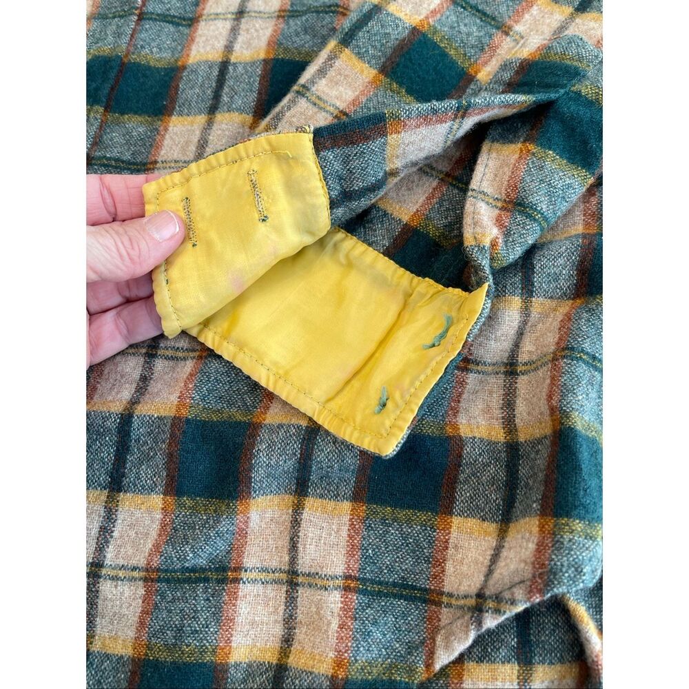 Sierra Madre Briggs Plaid Shirt Long Sleeve Size‎ M From The 1980's VTG Hiking - Picture 2 of 9